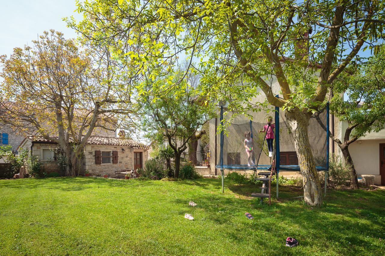Apartments Mirjana 1655 Канфанар Екстер'єр фото